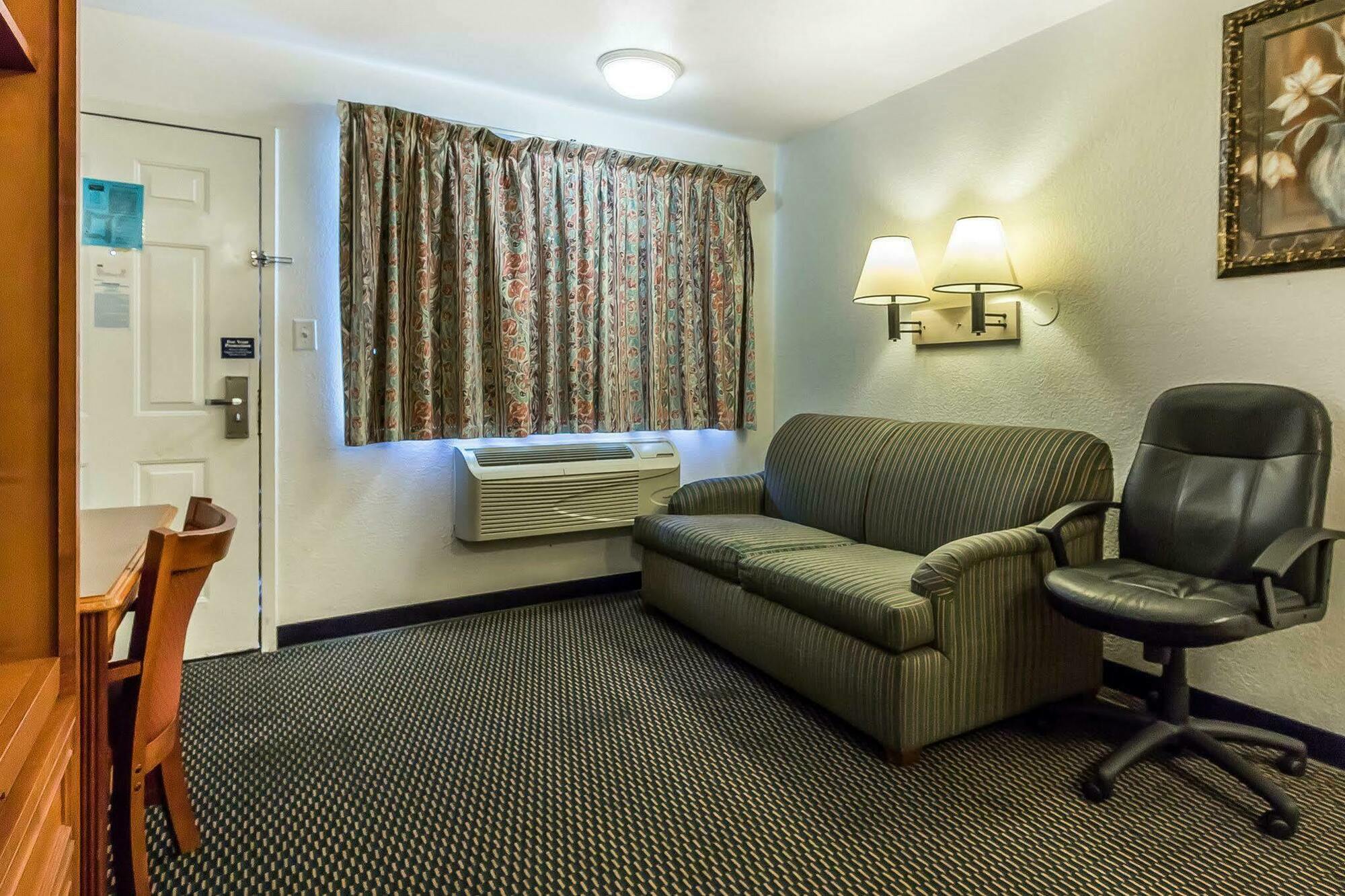 Rodeway Inn Nashville Ngoại thất bức ảnh